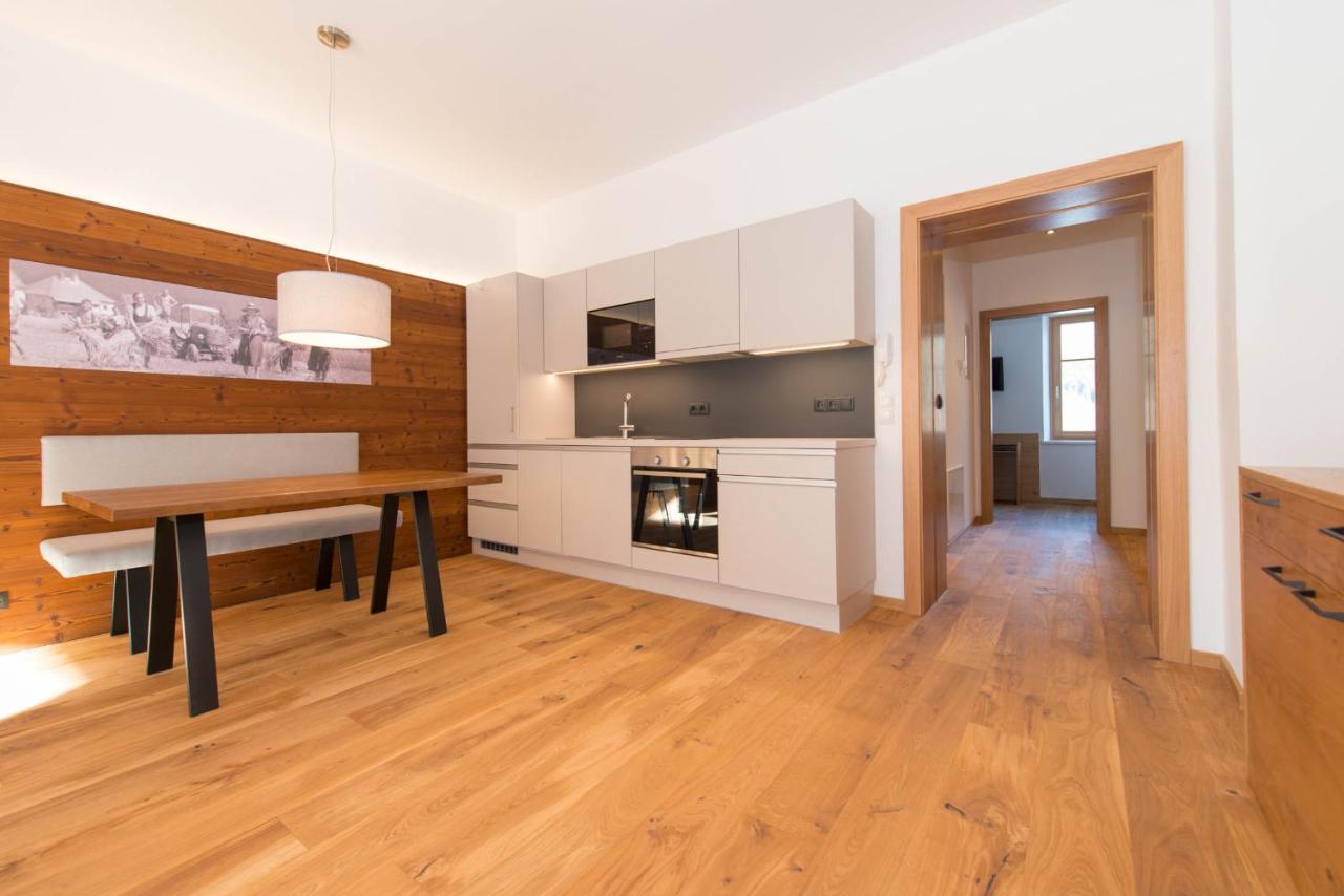 Hotel Brunnwirt Вайсбриах Екстериор снимка